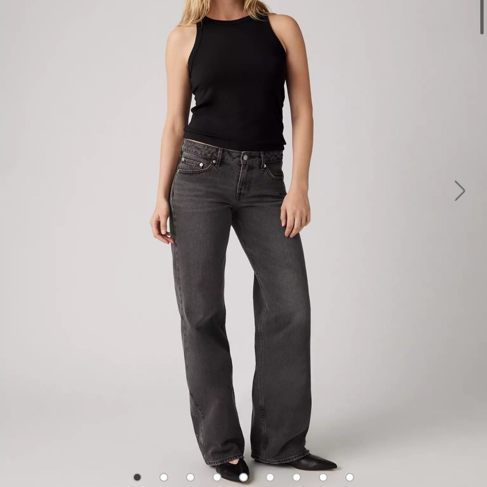 Levi's Low Rise Loose Jean